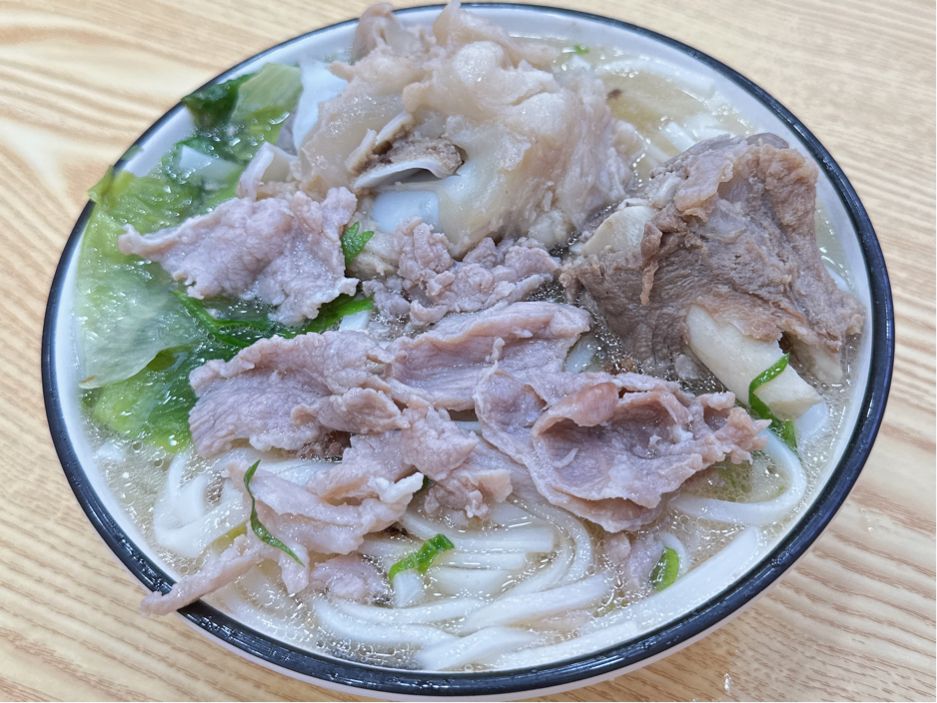 大骨瘦肉汤粉（面）